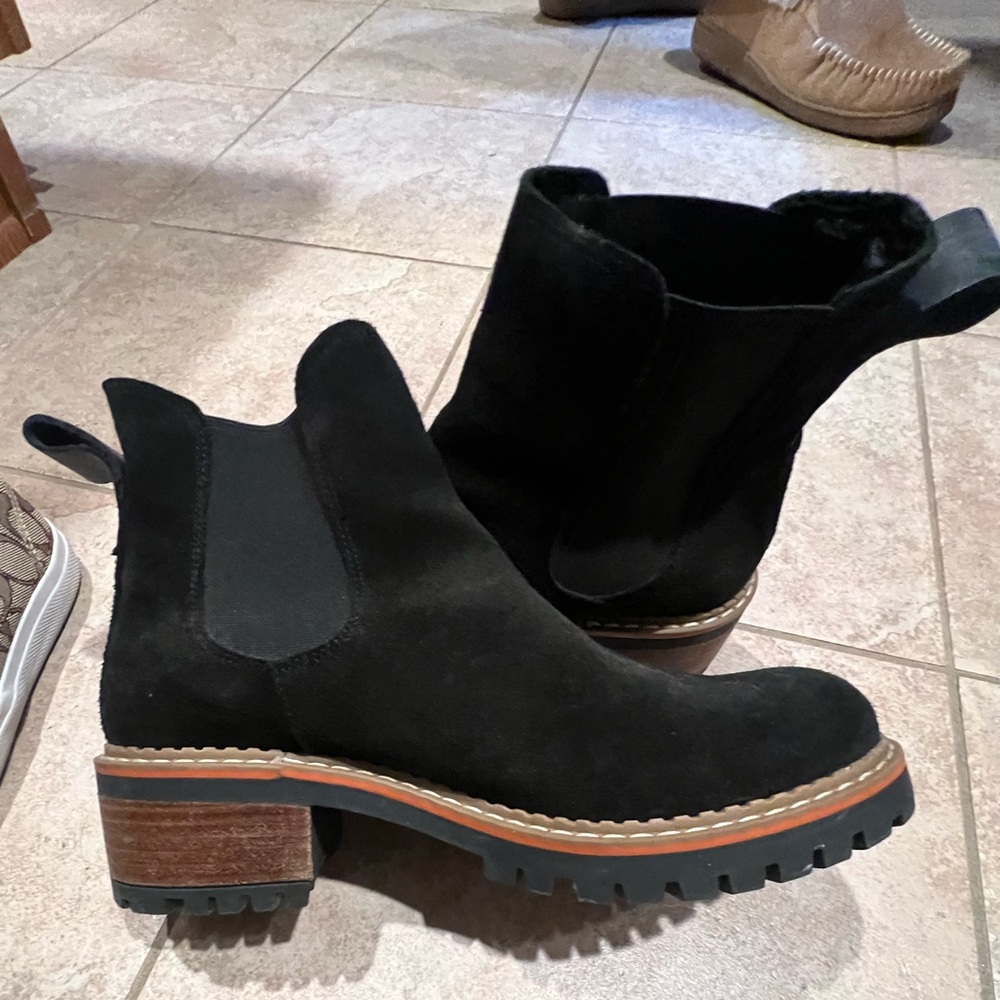 Cute black heeled boots